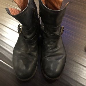 Fiorentini + baker genuine leather distressd Sz 10